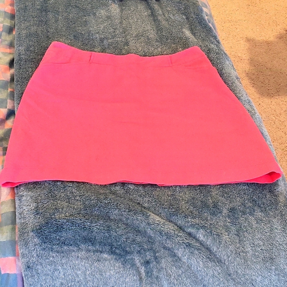 Pink Nike golf skort. Size M.